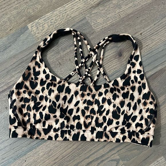 Victoria’s Secret Padded Smooth Strappy back sport bra Medium print Medium - Picture 5 of 9